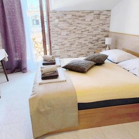 Guest House Palma Medulin Extérieur photo
