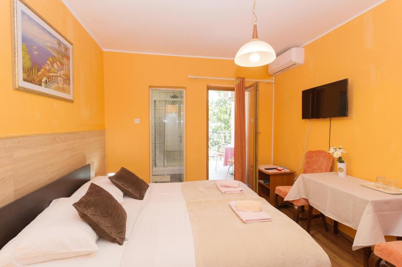 Guest House Palma Medulin Extérieur photo