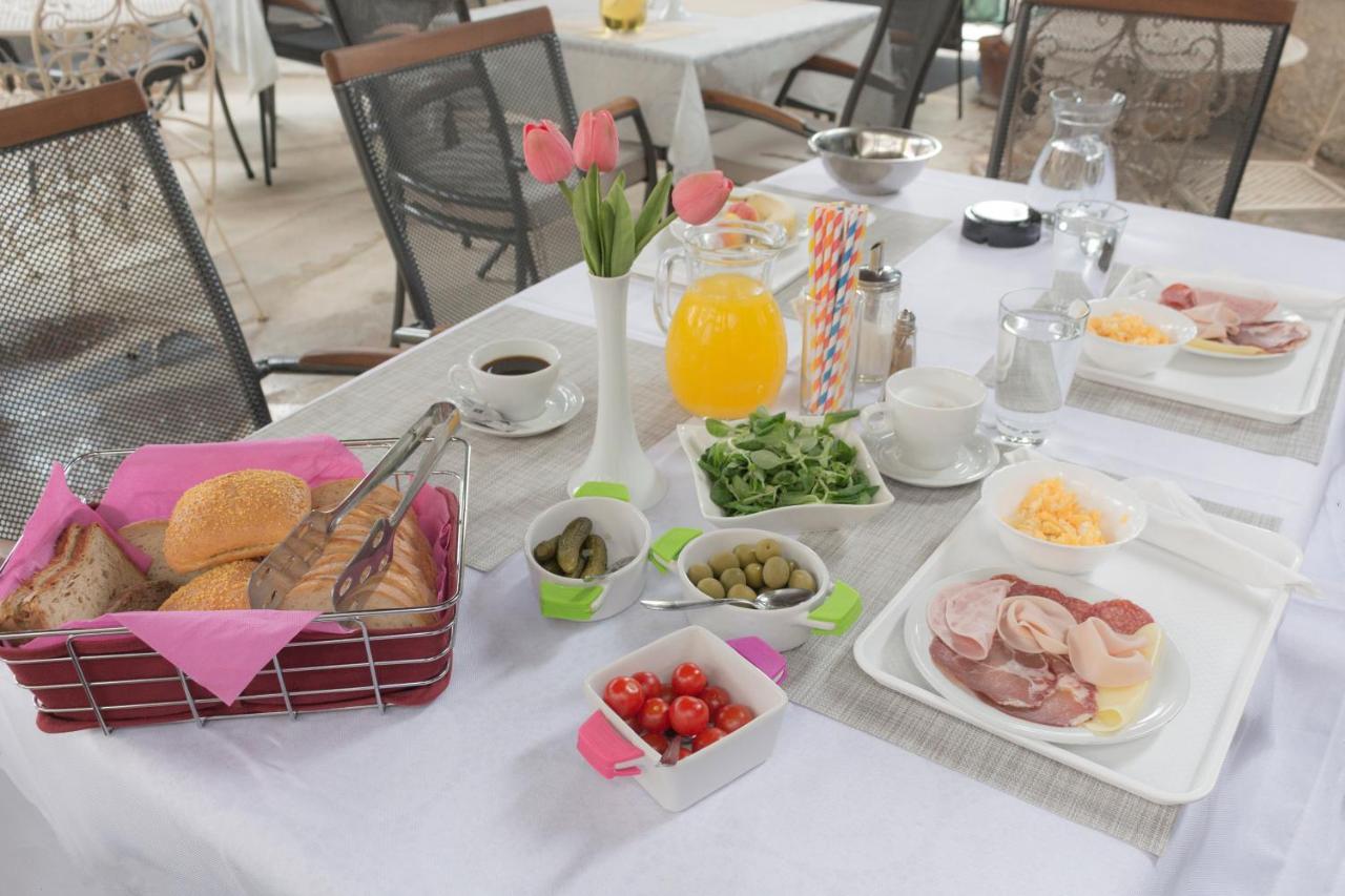 Guest House Palma Medulin Extérieur photo