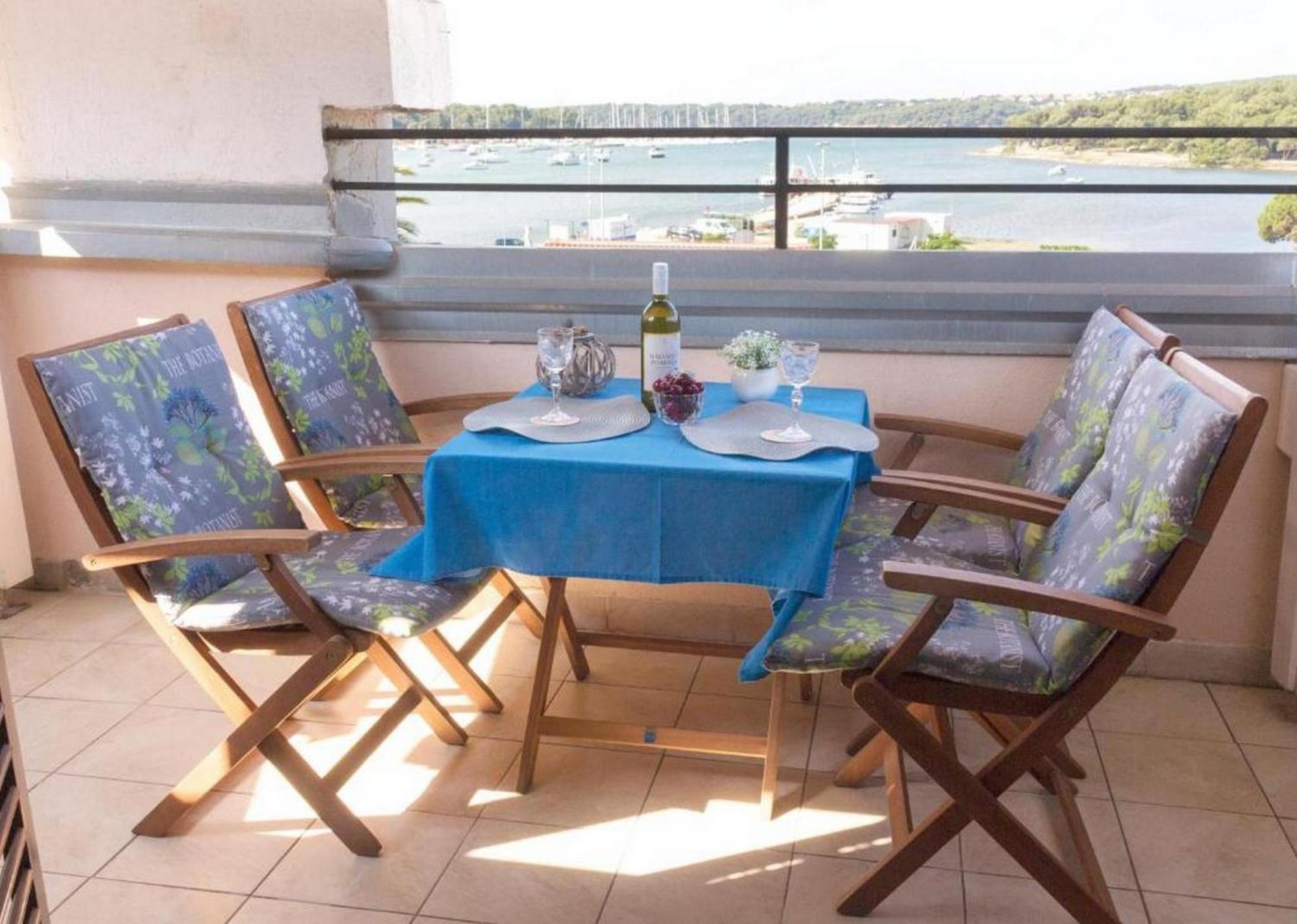 Guest House Palma Medulin Extérieur photo