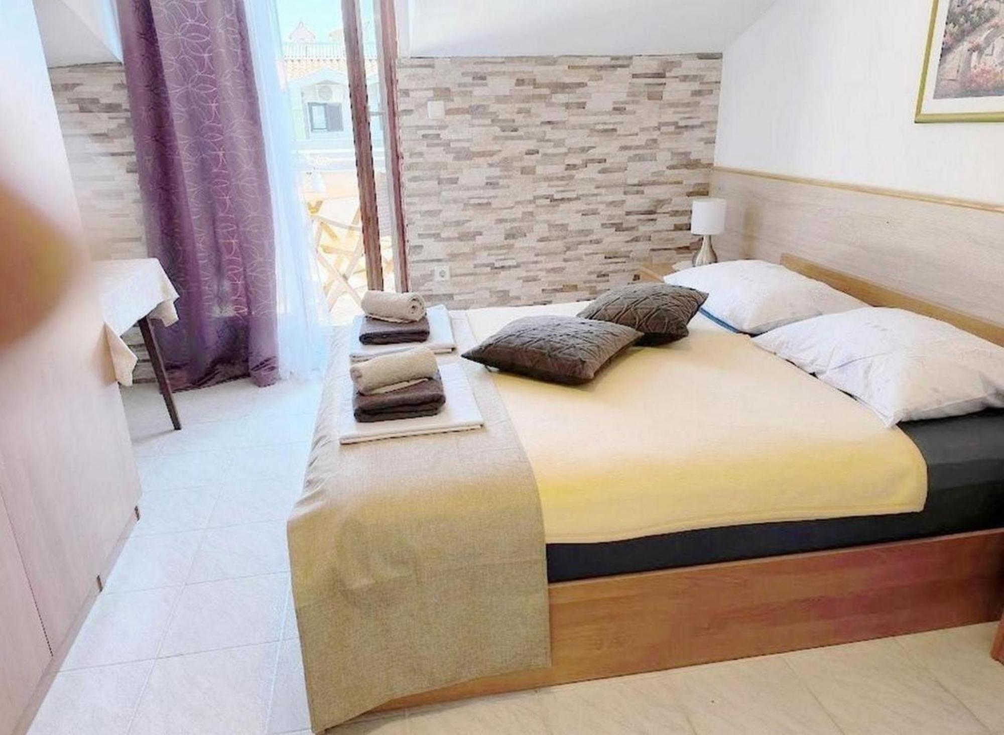Guest House Palma Medulin Extérieur photo