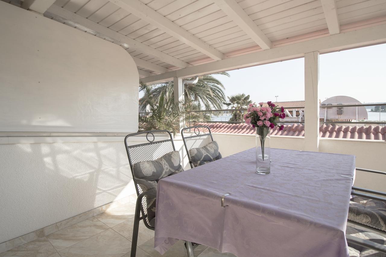 Guest House Palma Medulin Extérieur photo
